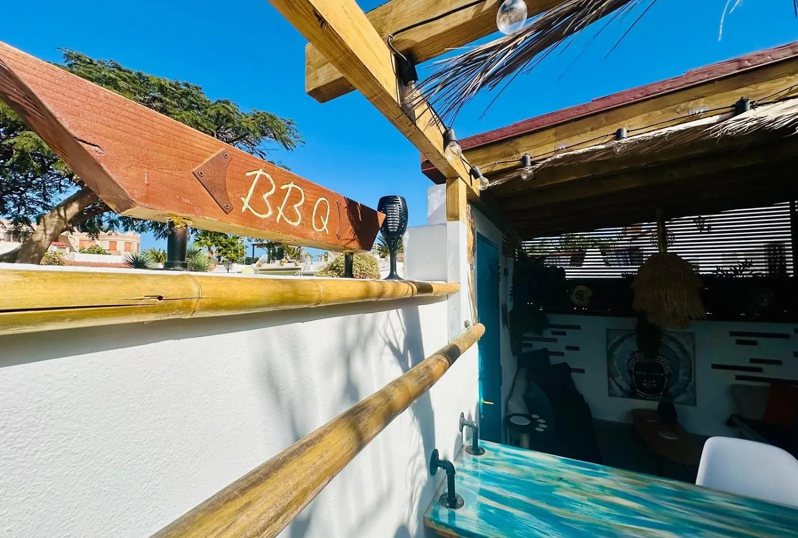 Casa Una Bungalow Delux アロナ