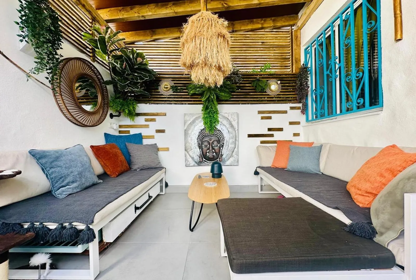 Casa Una Bungalow Delux アロナ アパート